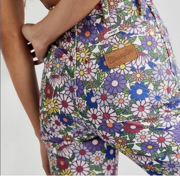 Wrangler Floral Flare Jeans - Multicolor - Picture 1 of 8